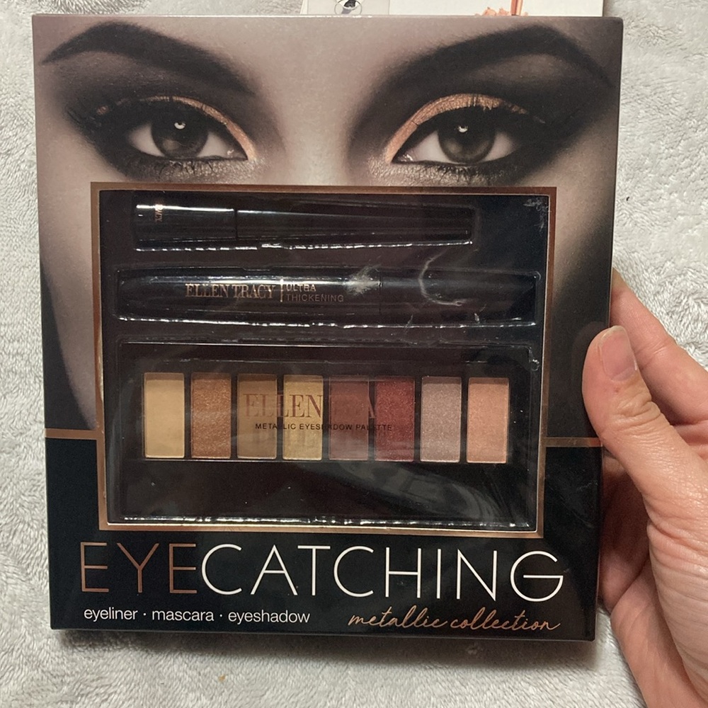 NEW!🩵❤️ Eyecatchimg & make up brush set - Picture 4 of 7